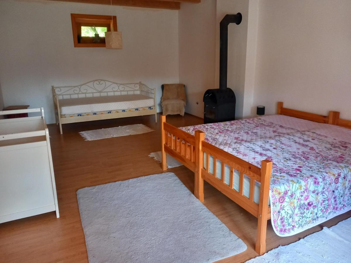 H&H Vendeghaz Apartment Balatonbereny Exterior photo