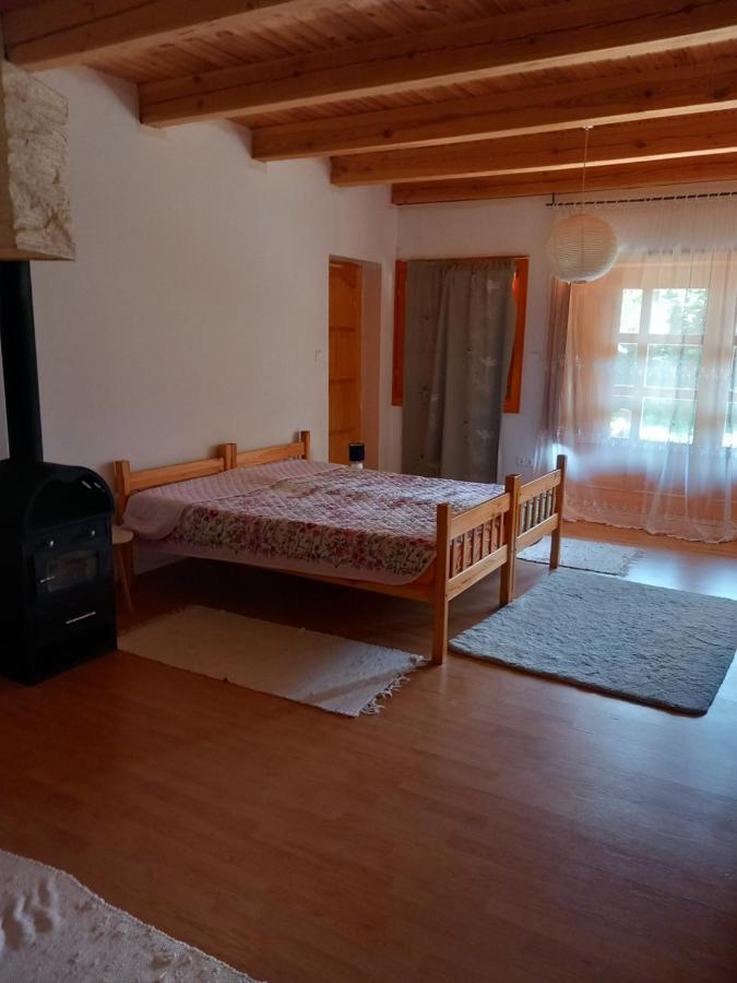 H&H Vendeghaz Apartment Balatonbereny Exterior photo